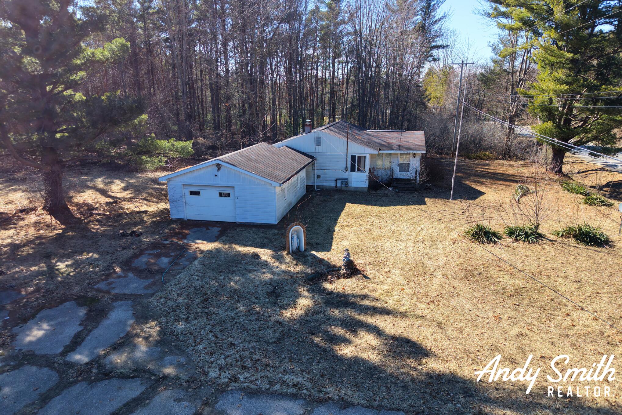 1285 West McMillan Road Muskegon, MI 49445 - Photo 4 of 41 edited (33)