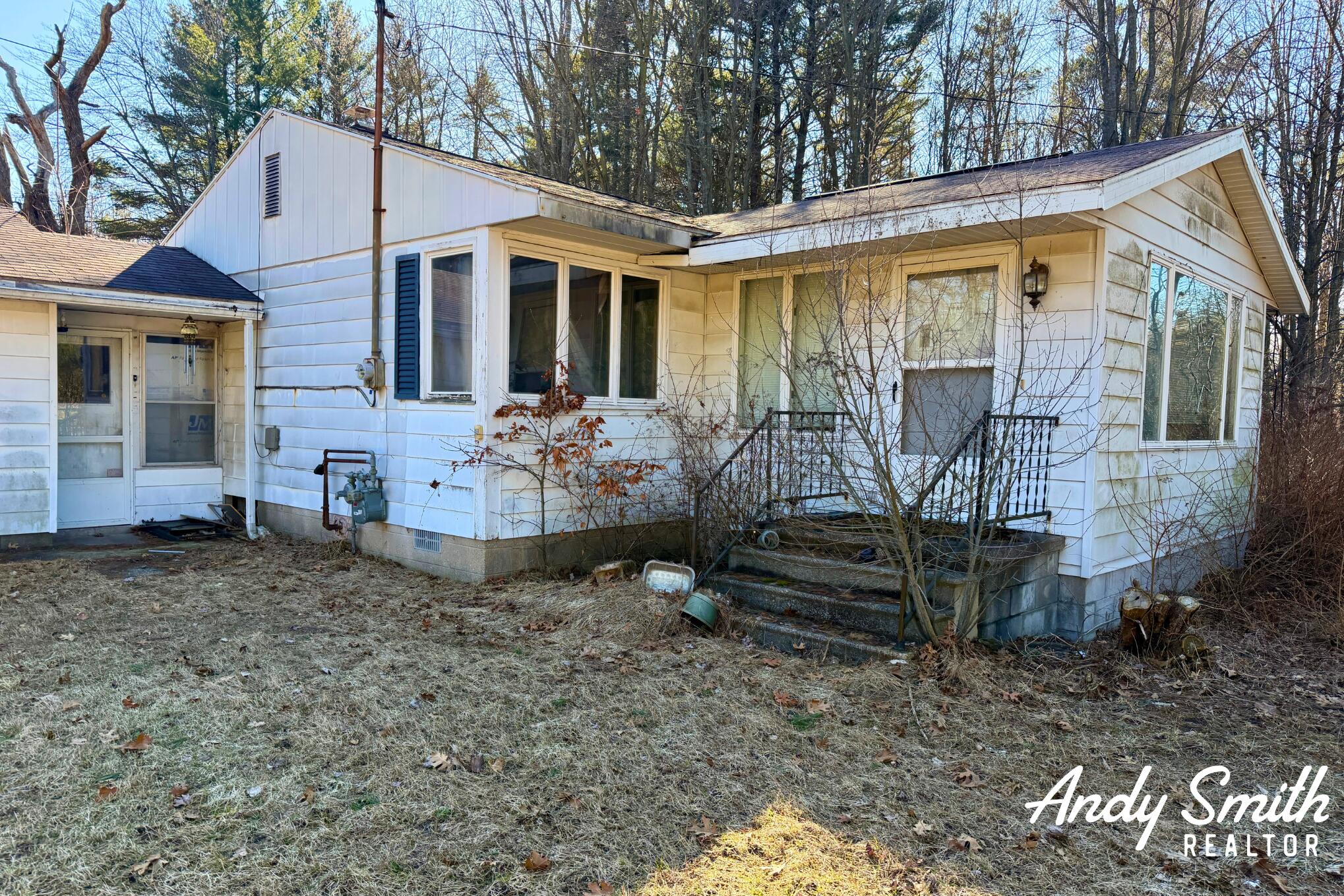 1285 West McMillan Road Muskegon, MI 49445 - Photo 7 of 41 edited (19)