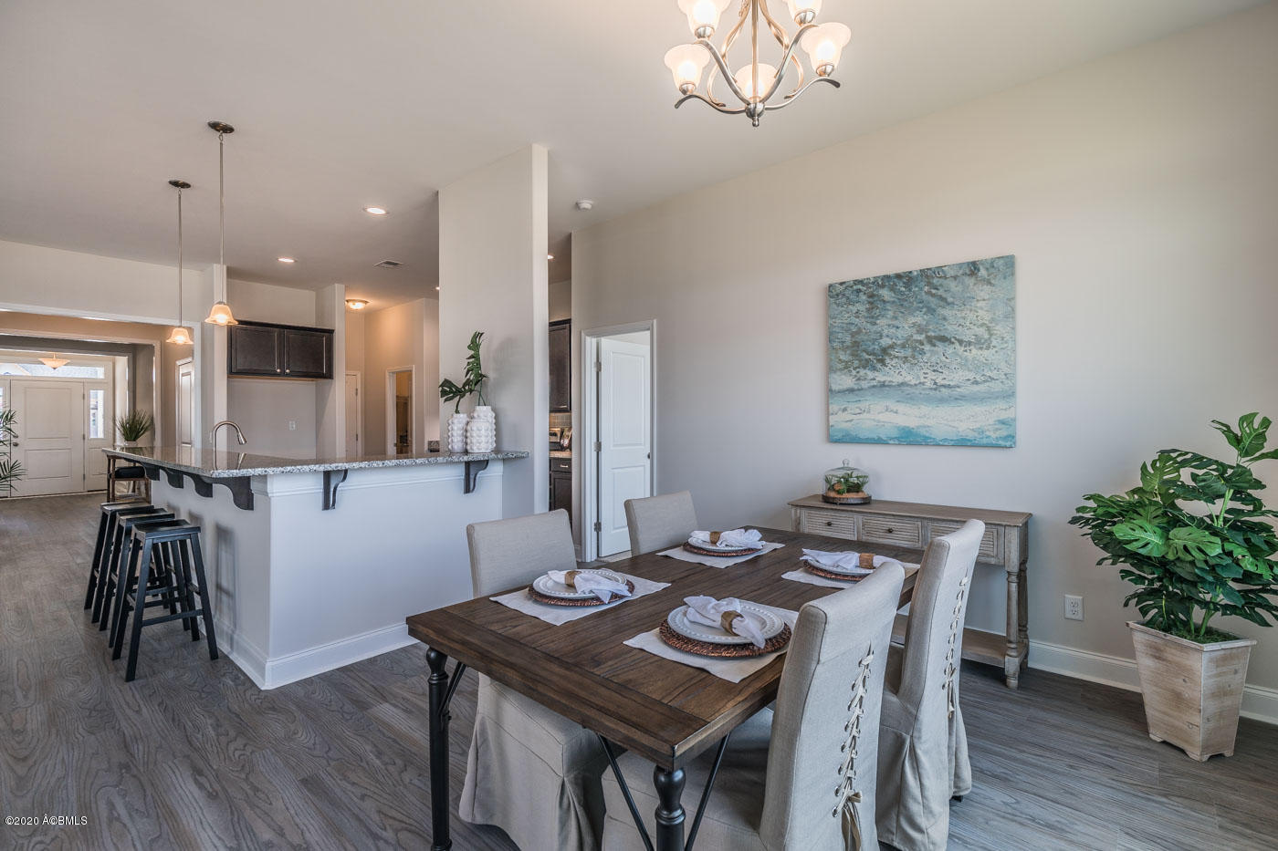 669 Fort Sullivan Drive Ridgeland, SC 29936 - Photo 18 of 42 18 Dining