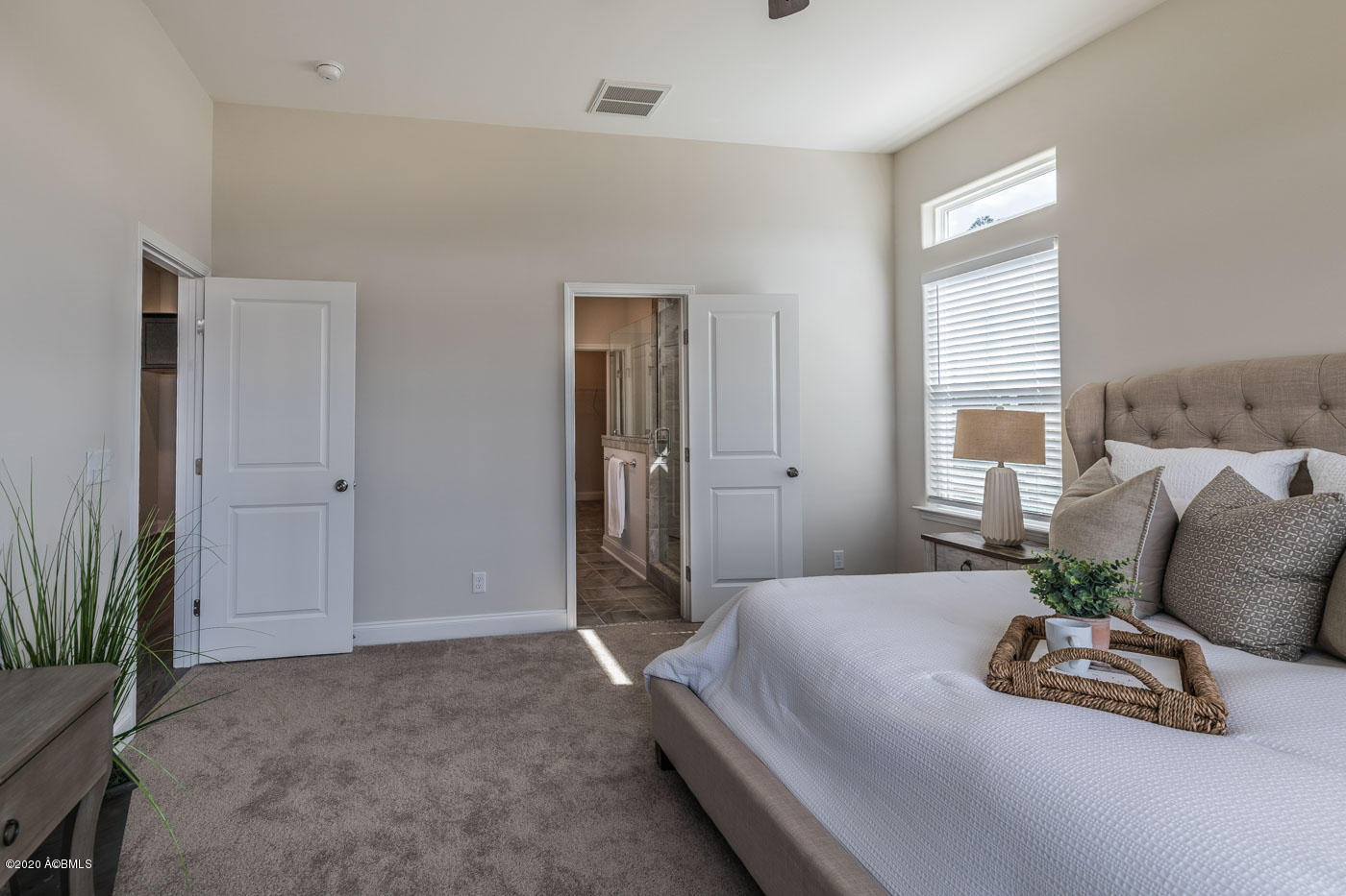 669 Fort Sullivan Drive Ridgeland, SC 29936 - Photo 22 of 42 22 Master suite