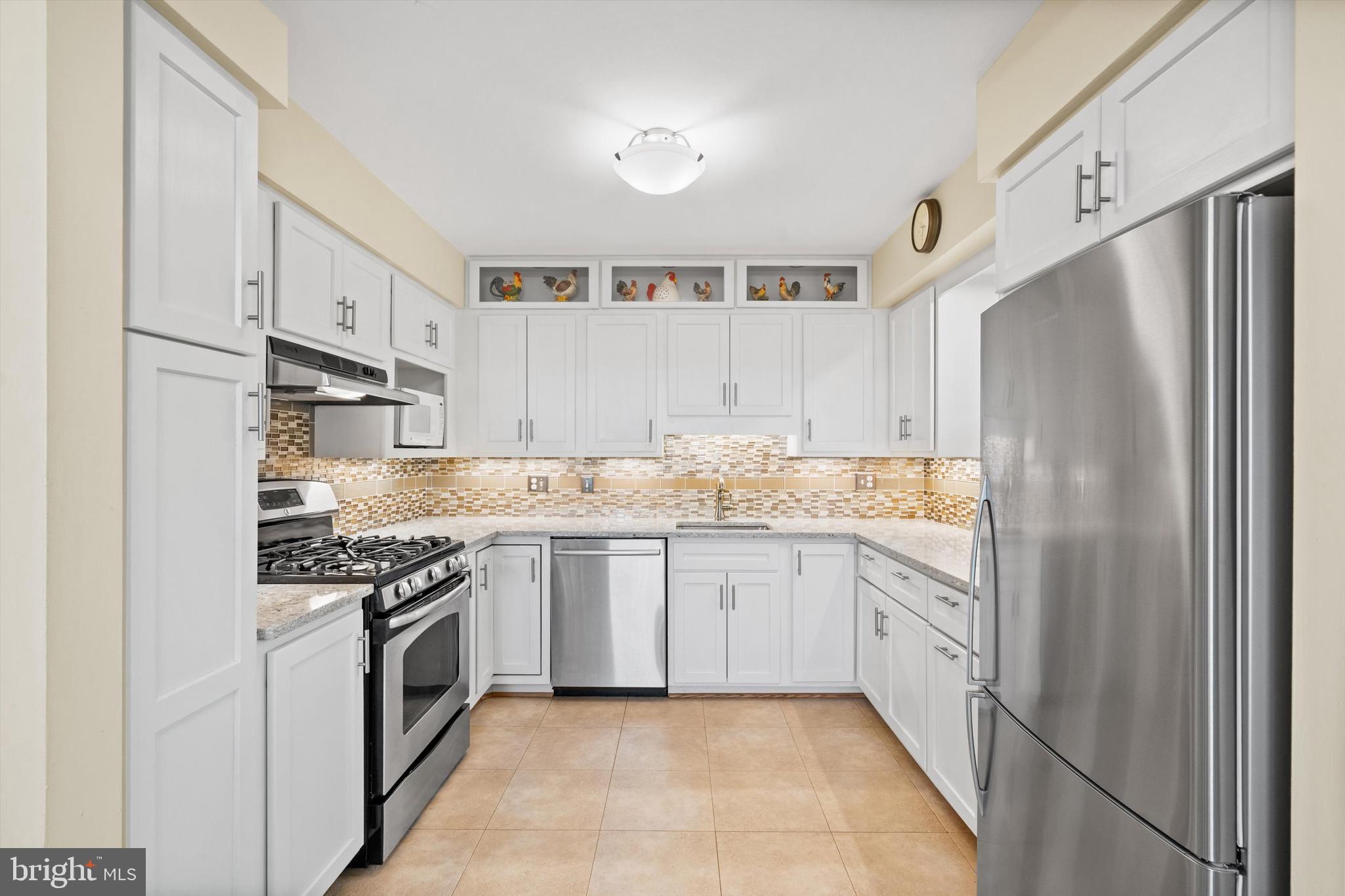 5308 Inverchapel Road Springfield, VA 22151 - Photo 6 of 28 Updated Kitchen