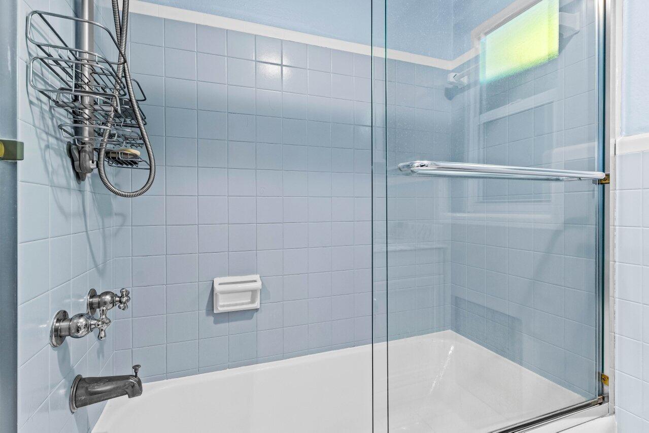303 Gleason Street, Unit 4 Delray Beach, FL 33483 - Photo 14 of 26 016-303GleasonStreet-4-DelrayBeach-FL-33