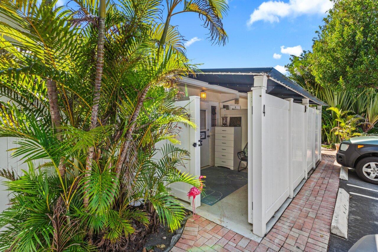 303 Gleason Street, Unit 4 Delray Beach, FL 33483 - Photo 3 of 26 002-303GleasonStreet-4-DelrayBeach-FL-33