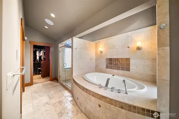 $2,000,000 | 232 Crystal Drive, Chelan, WA 98816