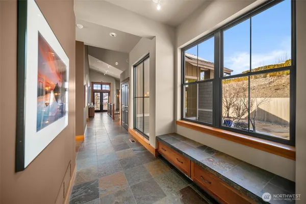 $2,000,000 | 232 Crystal Drive, Chelan, WA 98816