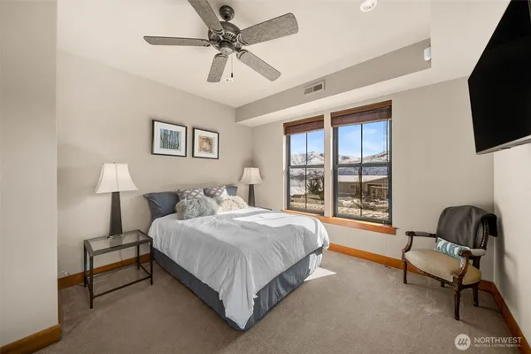 $2,000,000 | 232 Crystal Drive, Chelan, WA 98816