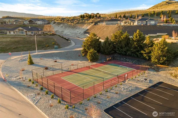 $2,000,000 | 232 Crystal Drive, Chelan, WA 98816