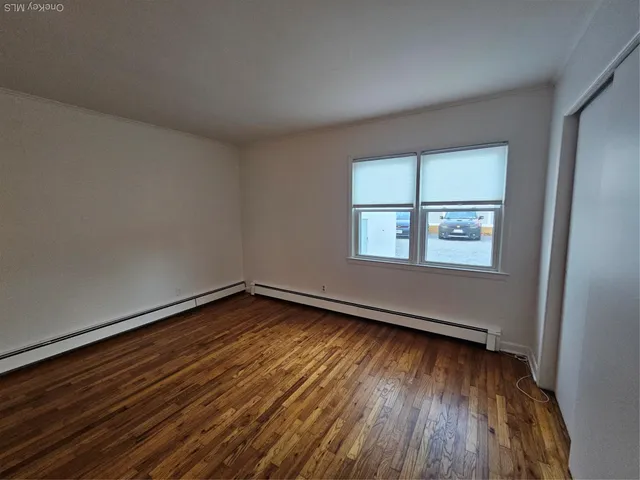 $1,975 | 108-110 Orinoco Drive, Unit 1C, Brightwaters, NY 11718