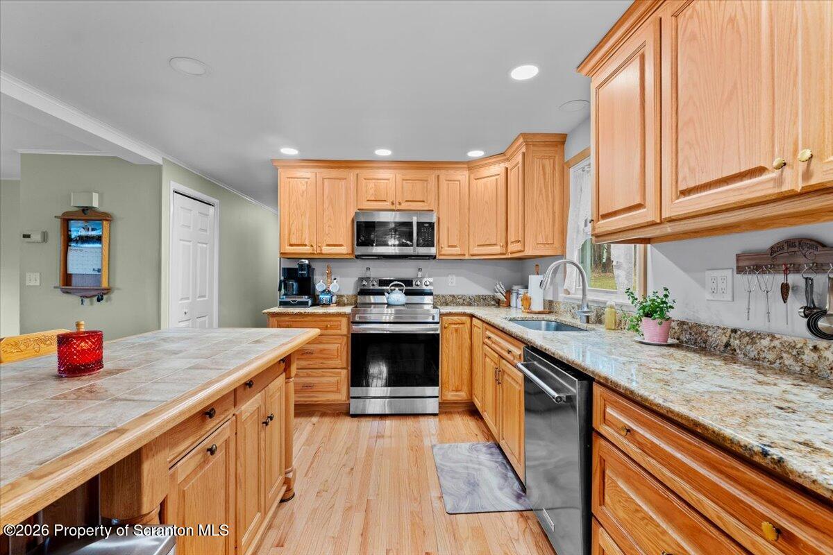 133 Shust Road Carbondale, PA 18407 - Photo 9 of 46 Kitchen