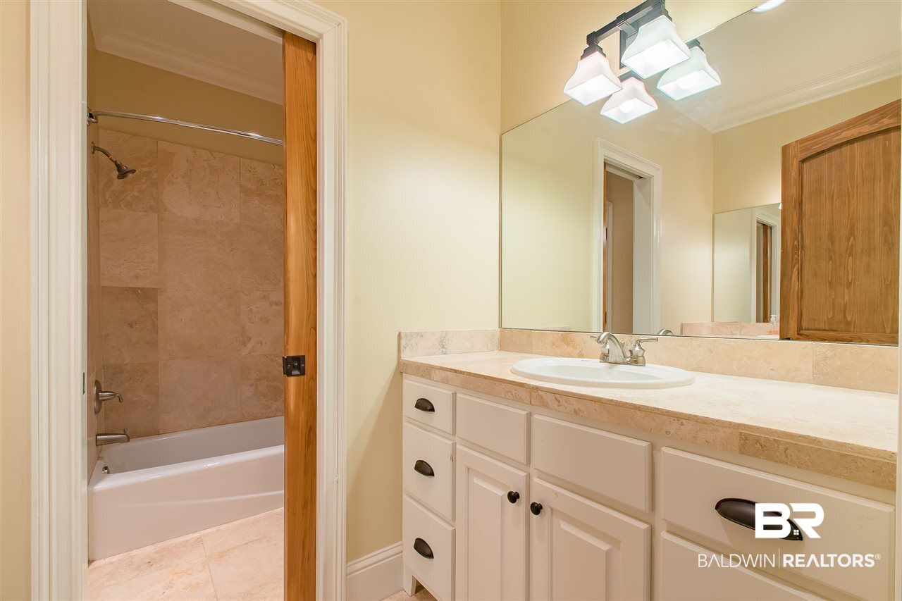 34 Viale Bellezza Fairhope, AL 36532 - Photo 36 of 42 Guest Bath 3