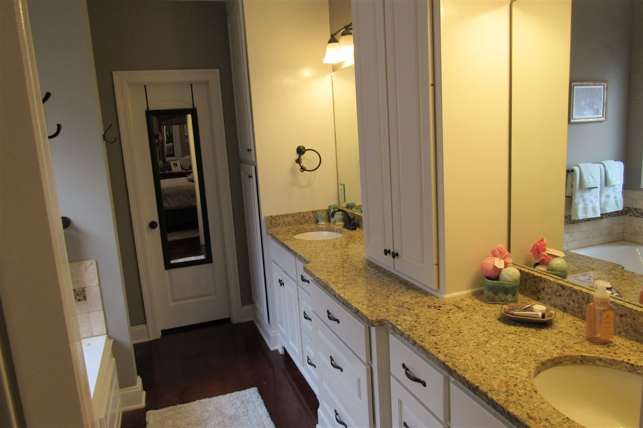 133 Greenfield Ridge Drive Brandon, MS 39042 - Photo 13 of 27 Photo 13