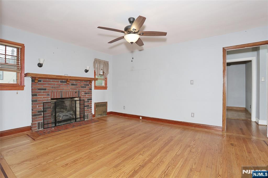443 Center Street Wood-Ridge, NJ 07075 - Photo 6 of 29