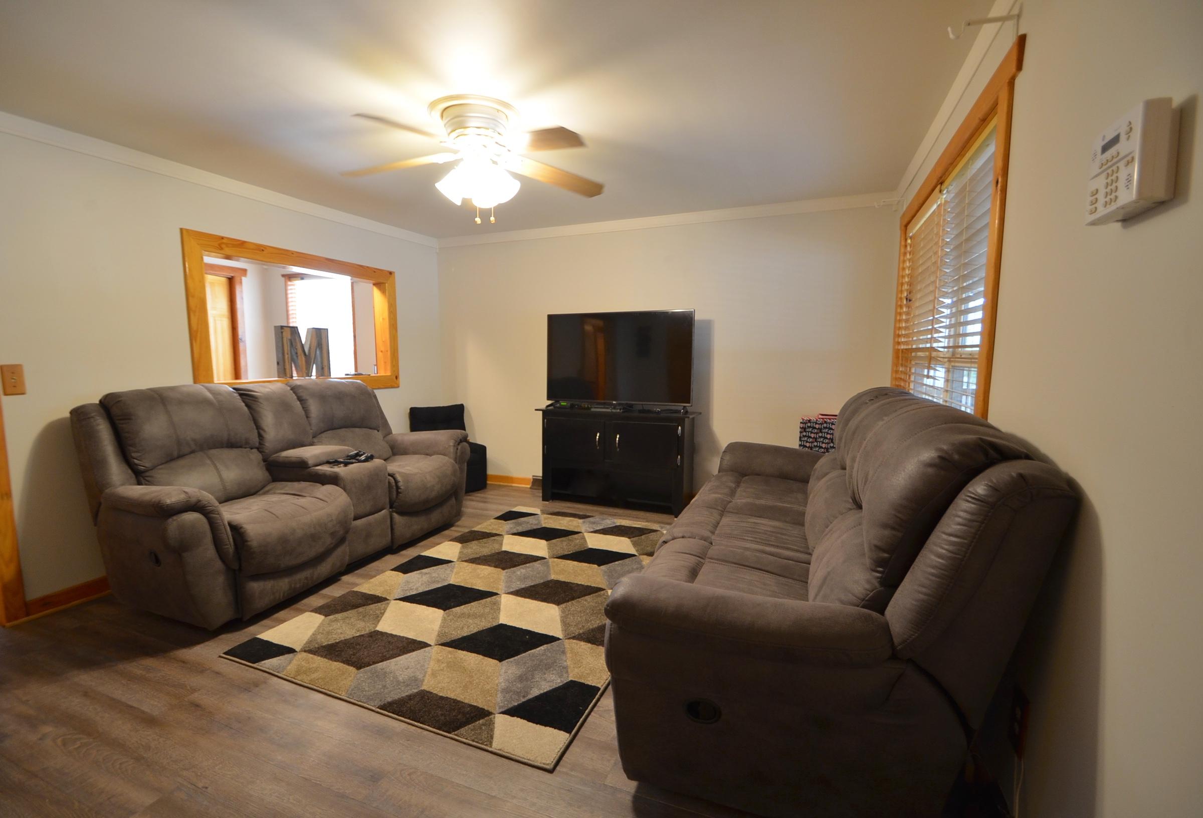 145 Black Oak Road Bonneau, SC 29431 - Photo 6 of 27 DSC_0826