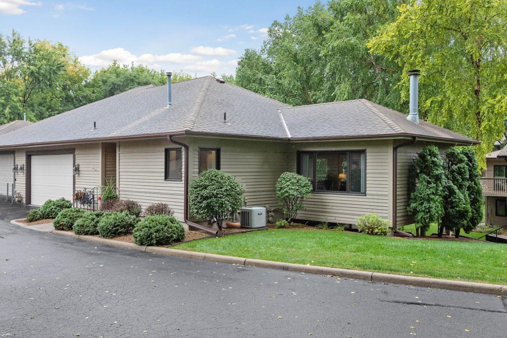 1900 Victoria Road South, Unit P Mendota Heights, MN 55118 - Photo 1 of 35 Gallery Image 1