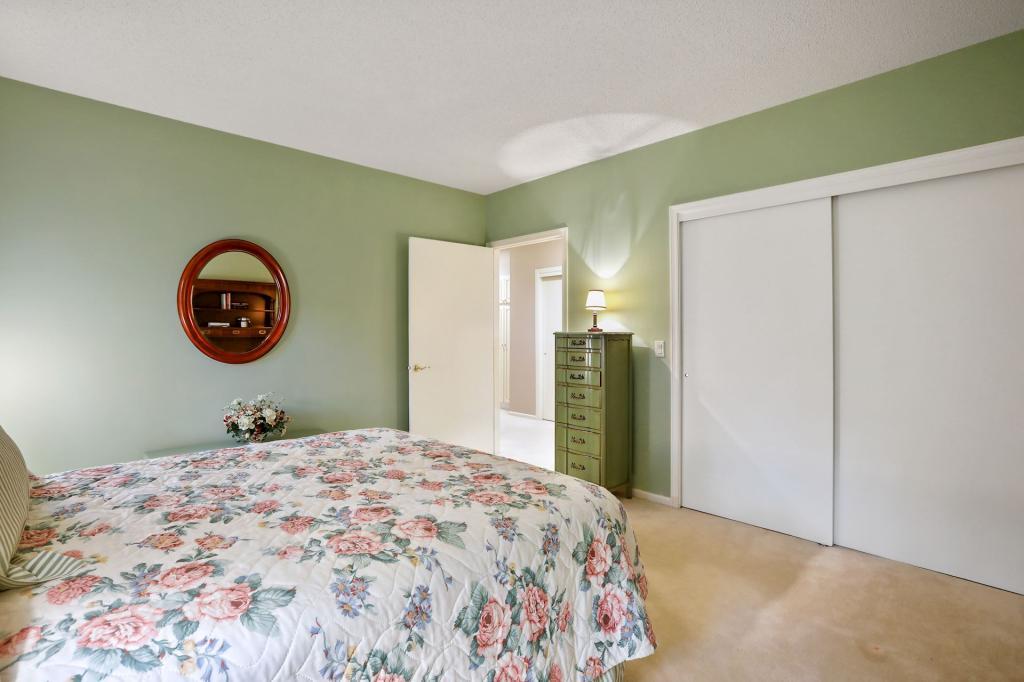 1900 Victoria Road South, Unit P Mendota Heights, MN 55118 - Photo 20 of 35 Gallery Image 20