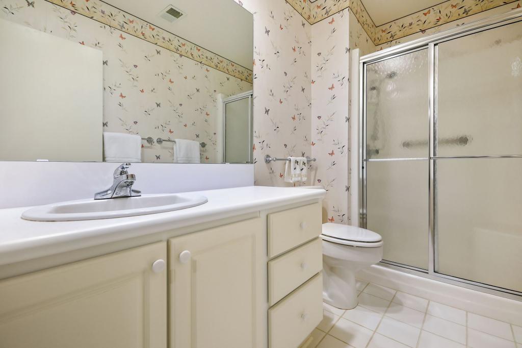 1900 Victoria Road South, Unit P Mendota Heights, MN 55118 - Photo 21 of 35 Gallery Image 21