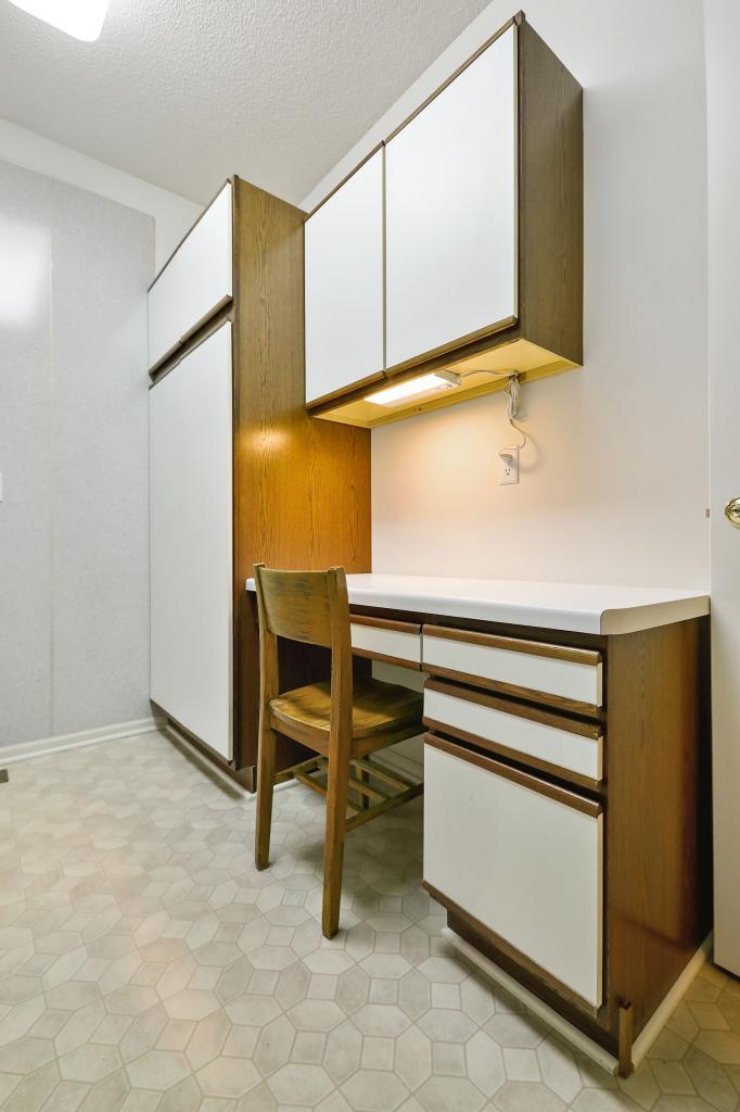 1900 Victoria Road South, Unit P Mendota Heights, MN 55118 - Photo 25 of 35 Gallery Image 25