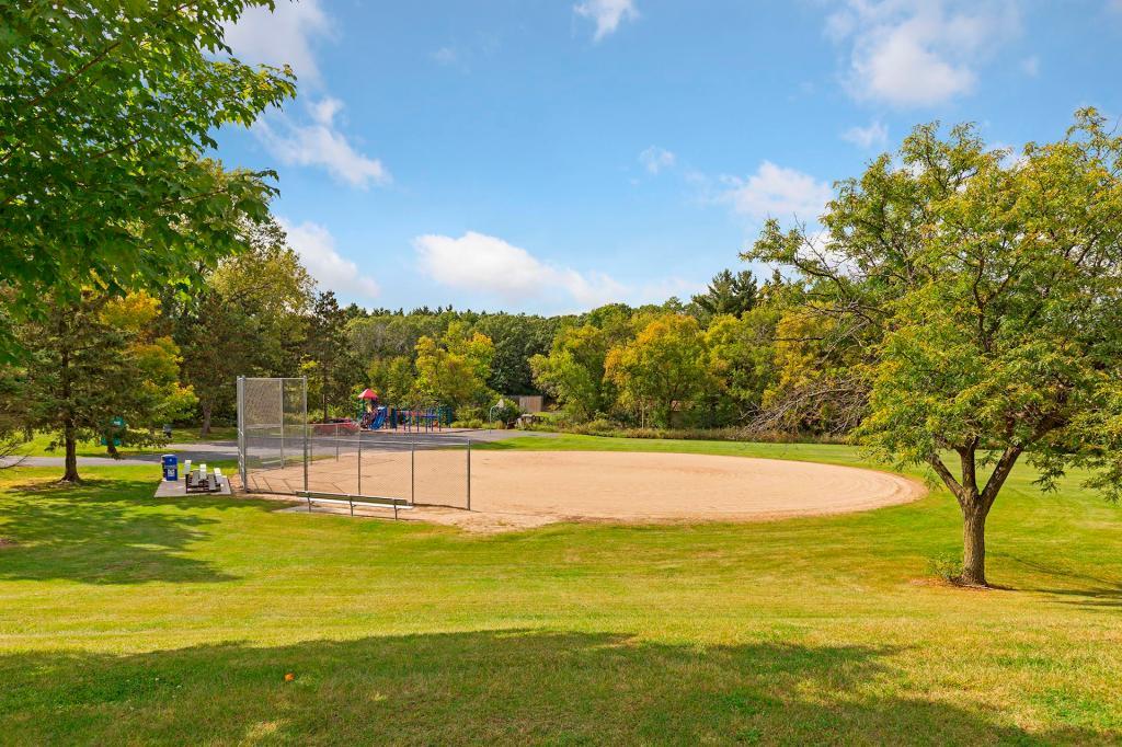 1900 Victoria Road South, Unit P Mendota Heights, MN 55118 - Photo 34 of 35 Gallery Image 34