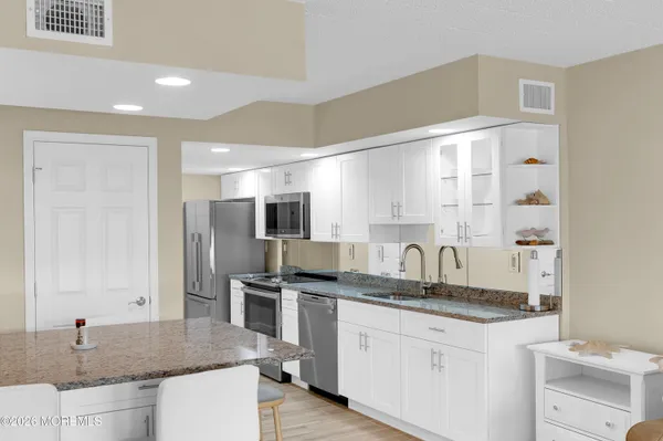 $519,000 | 438 Highway 35, Unit 1202, Mantoloking, NJ 08738