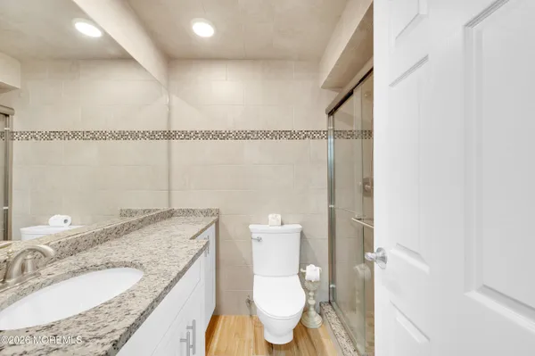 $519,000 | 438 Highway 35, Unit 1202, Mantoloking, NJ 08738