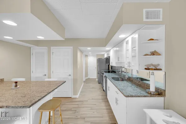 $519,000 | 438 Highway 35, Unit 1202, Mantoloking, NJ 08738