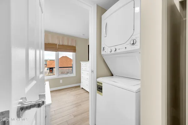 $519,000 | 438 Highway 35, Unit 1202, Mantoloking, NJ 08738