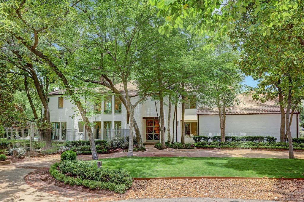 58 Saddlebrook Lane, Houston, TX 77024 Compass