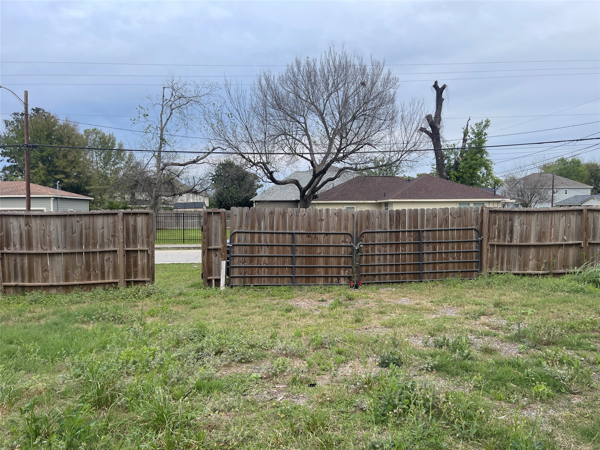 802 Fair Street Houston, TX 77088 - Photo 1 of 6