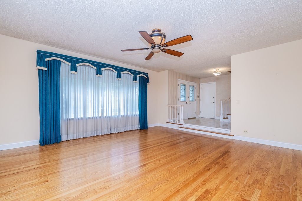 1012 South Church Road Mount Prospect, IL 60056 - Photo 2 of 43