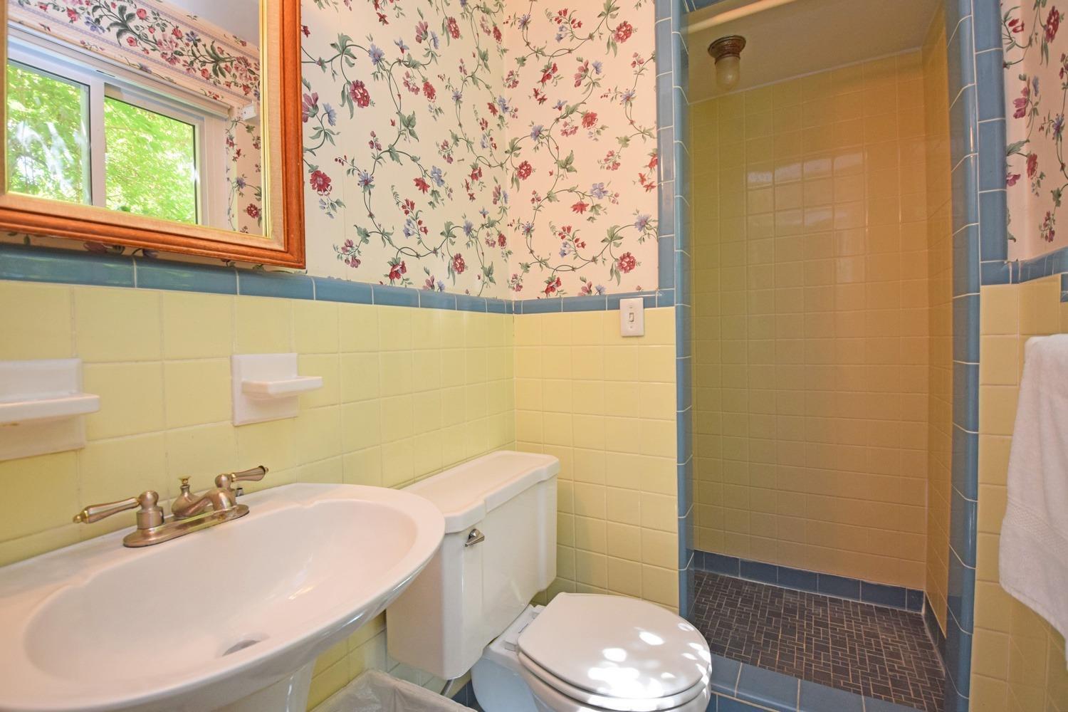 1047 Markley Road Cincinnati, OH 45230 - Photo 19 of 50