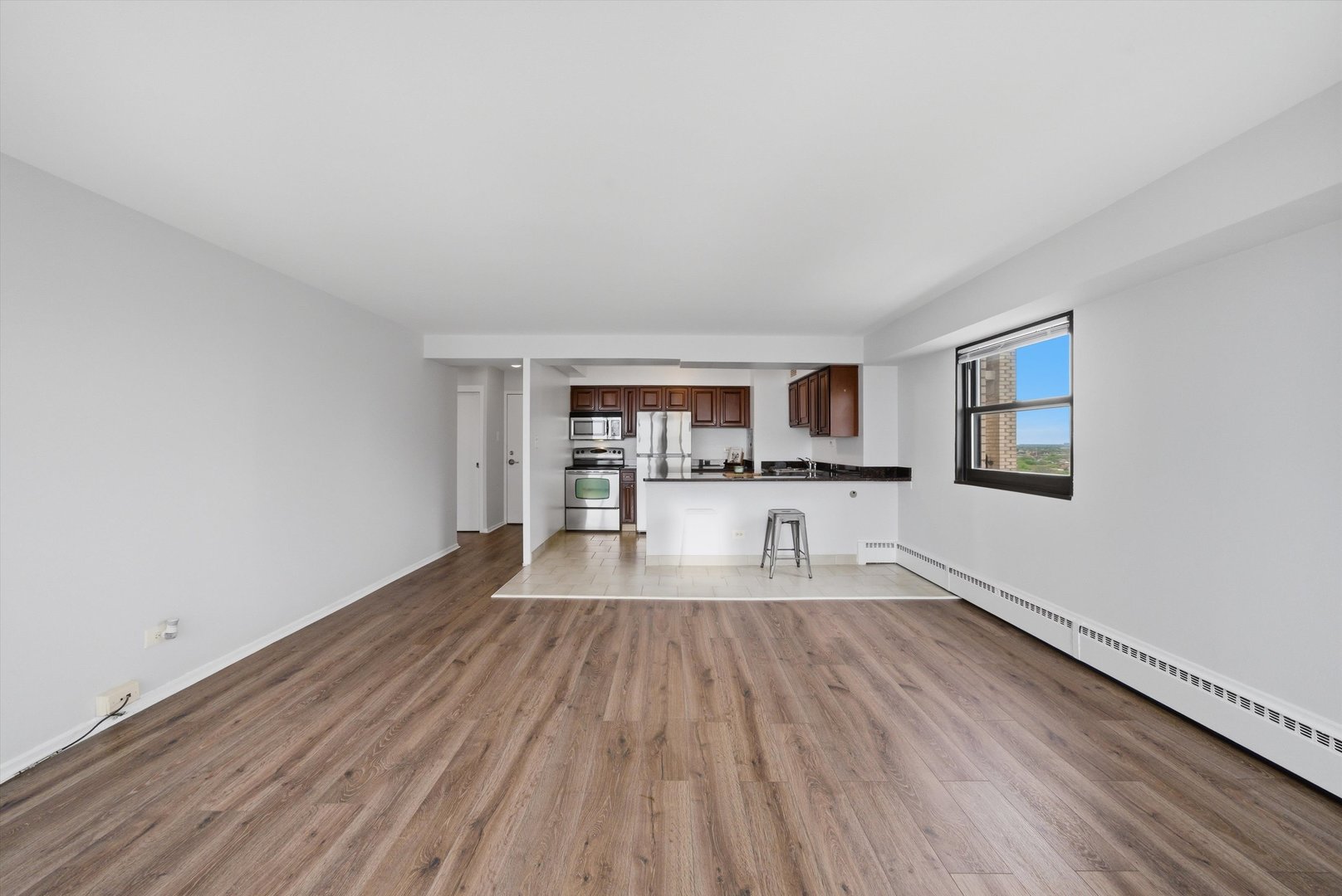 6030 North Sheridan Road, Unit 1912 Chicago, IL 60660 - Photo 3 of 17
