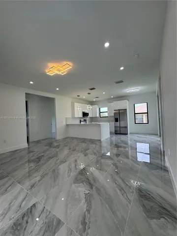 $2,450 | Harris, Lehigh Acres, FL 33971