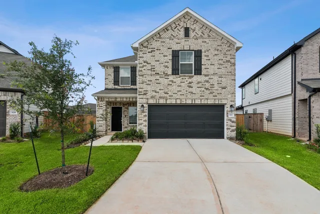 $284,990 | 624 Roaring Fls Drive, Willis, TX 77378