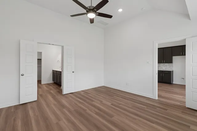 $284,990 | 624 Roaring Fls Drive, Willis, TX 77378