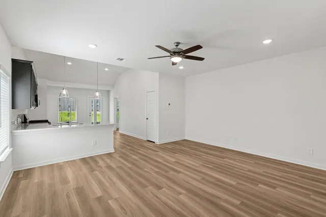 $284,990 | 624 Roaring Fls Drive, Willis, TX 77378