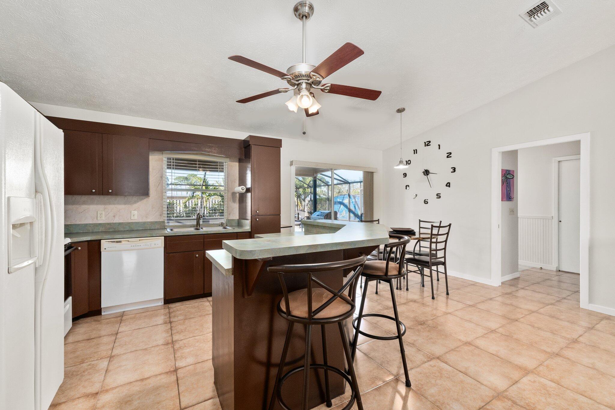 725 Southwest Ancona Road Port St. Lucie, FL 34953 - Photo 15 of 55 725 SW Ancona Rd