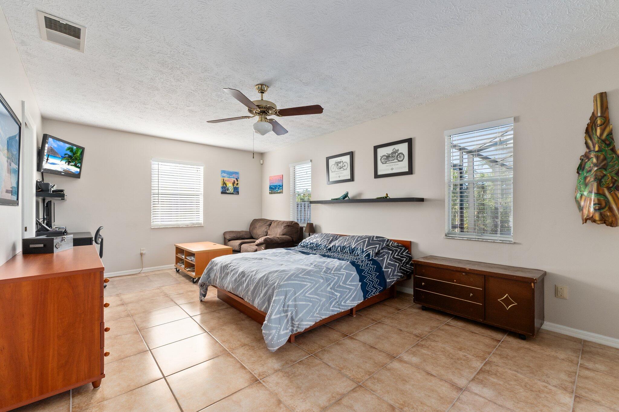 725 Southwest Ancona Road Port St. Lucie, FL 34953 - Photo 21 of 55 725 SW Ancona Rd