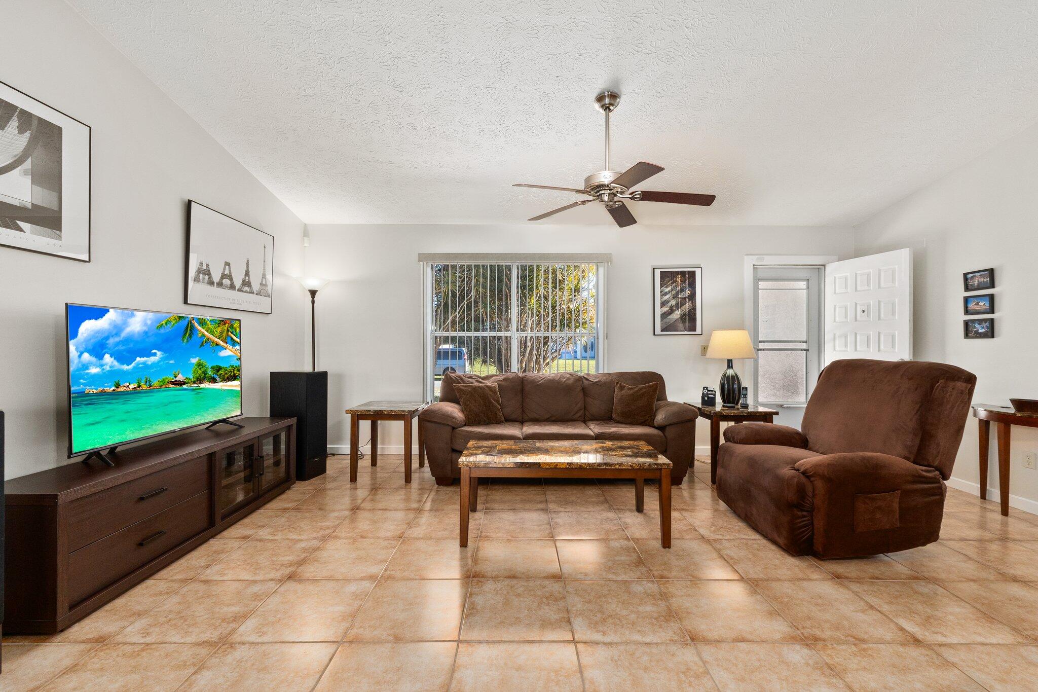 725 Southwest Ancona Road Port St. Lucie, FL 34953 - Photo 8 of 55 725 SW Ancona Rd