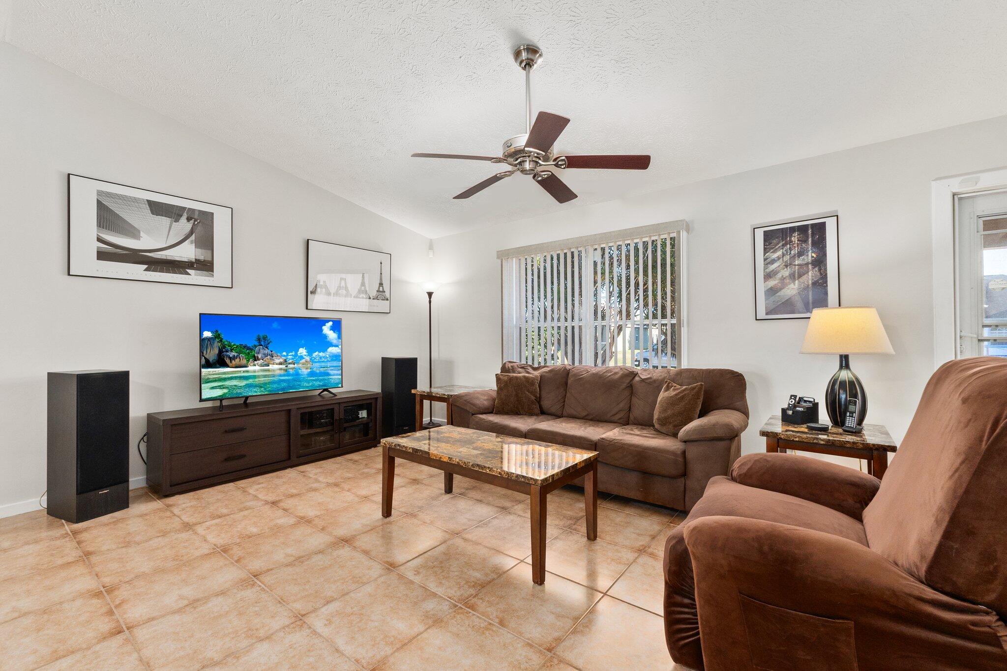 725 Southwest Ancona Road Port St. Lucie, FL 34953 - Photo 10 of 55 725 SW Ancona Rd