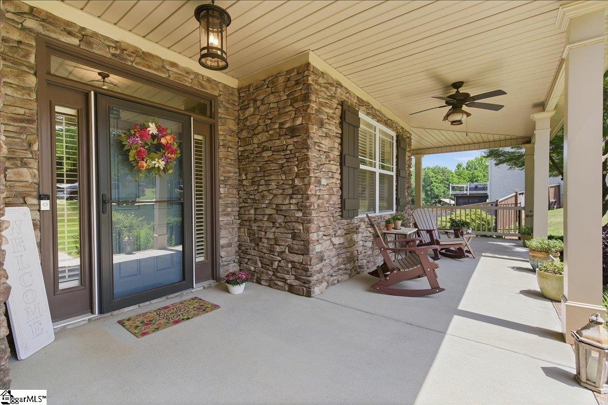 128 Fox Farm Way Greer, SC 29651 - Photo 4 of 49
