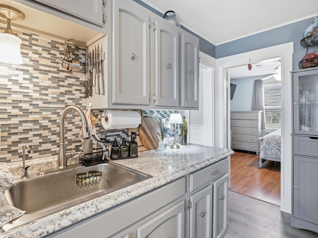 30-32 Exeter Street Lawrence, MA 01843 - Photo 5 of 36