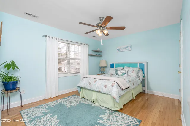 $745,000 | 312 Cape Fear Loop, Emerald Isle, NC 28594