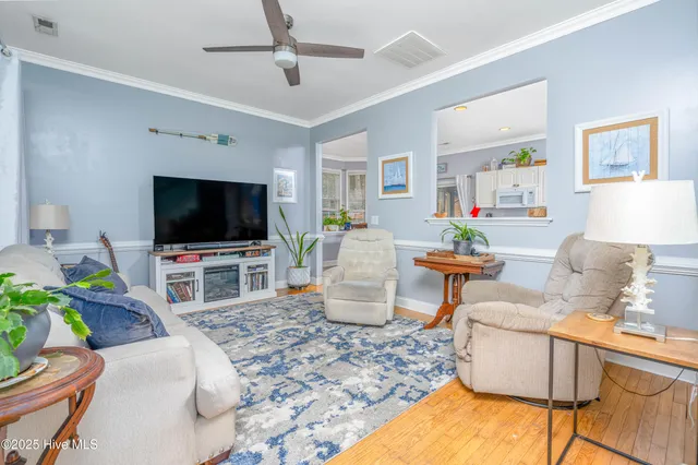 $745,000 | 312 Cape Fear Loop, Emerald Isle, NC 28594