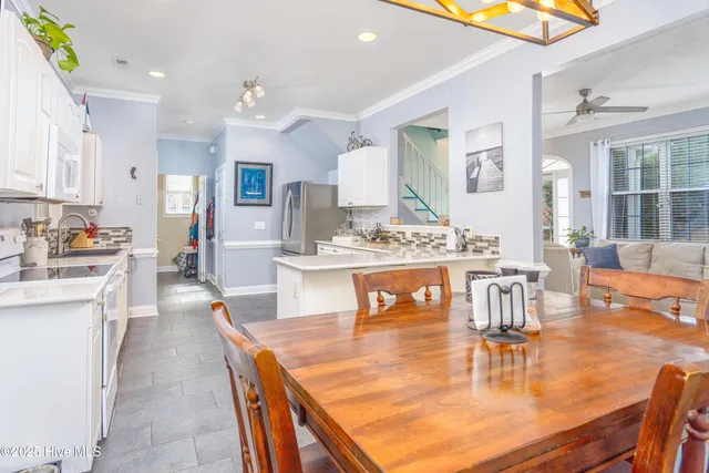 $745,000 | 312 Cape Fear Loop, Emerald Isle, NC 28594