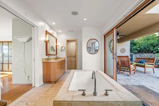 a view of entryway and hall