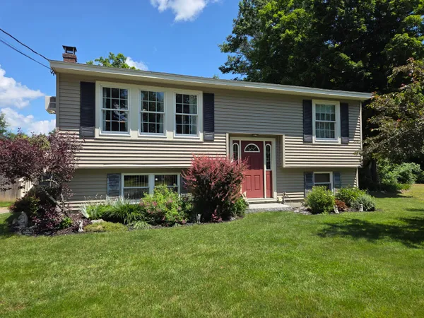 $450,000 | 3 Spiro Avenue, Gray, ME 04039