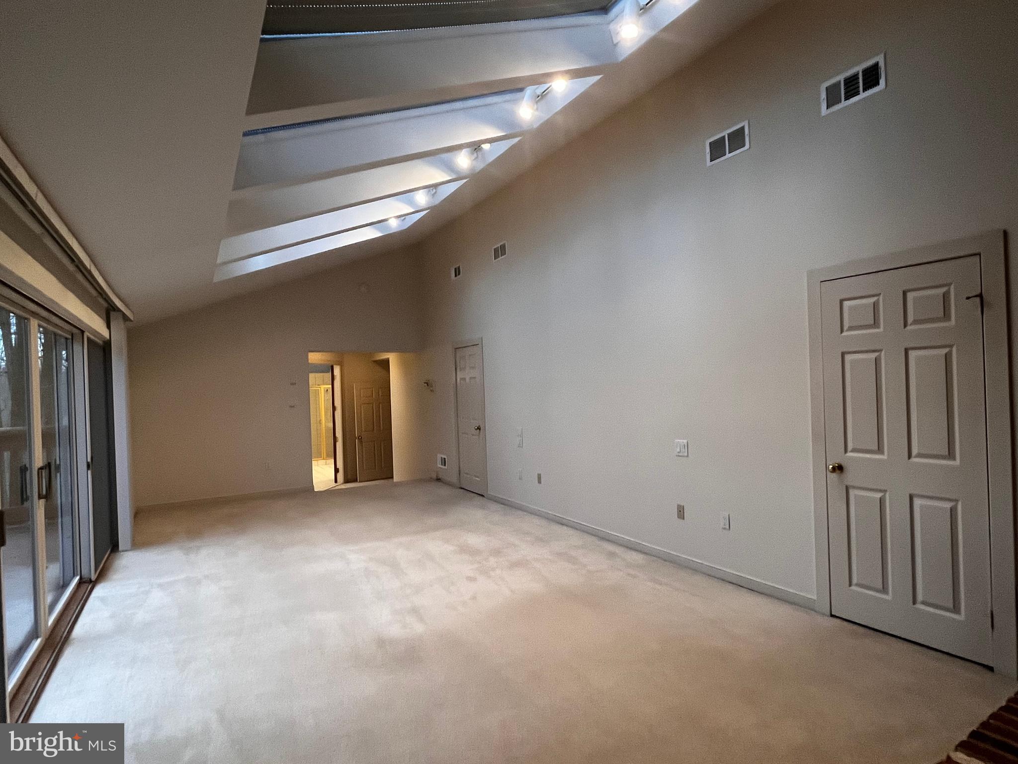 10 Redgate Court Silver Spring, MD 20905 - Photo 26 of 49 MBR centers around the view to trees