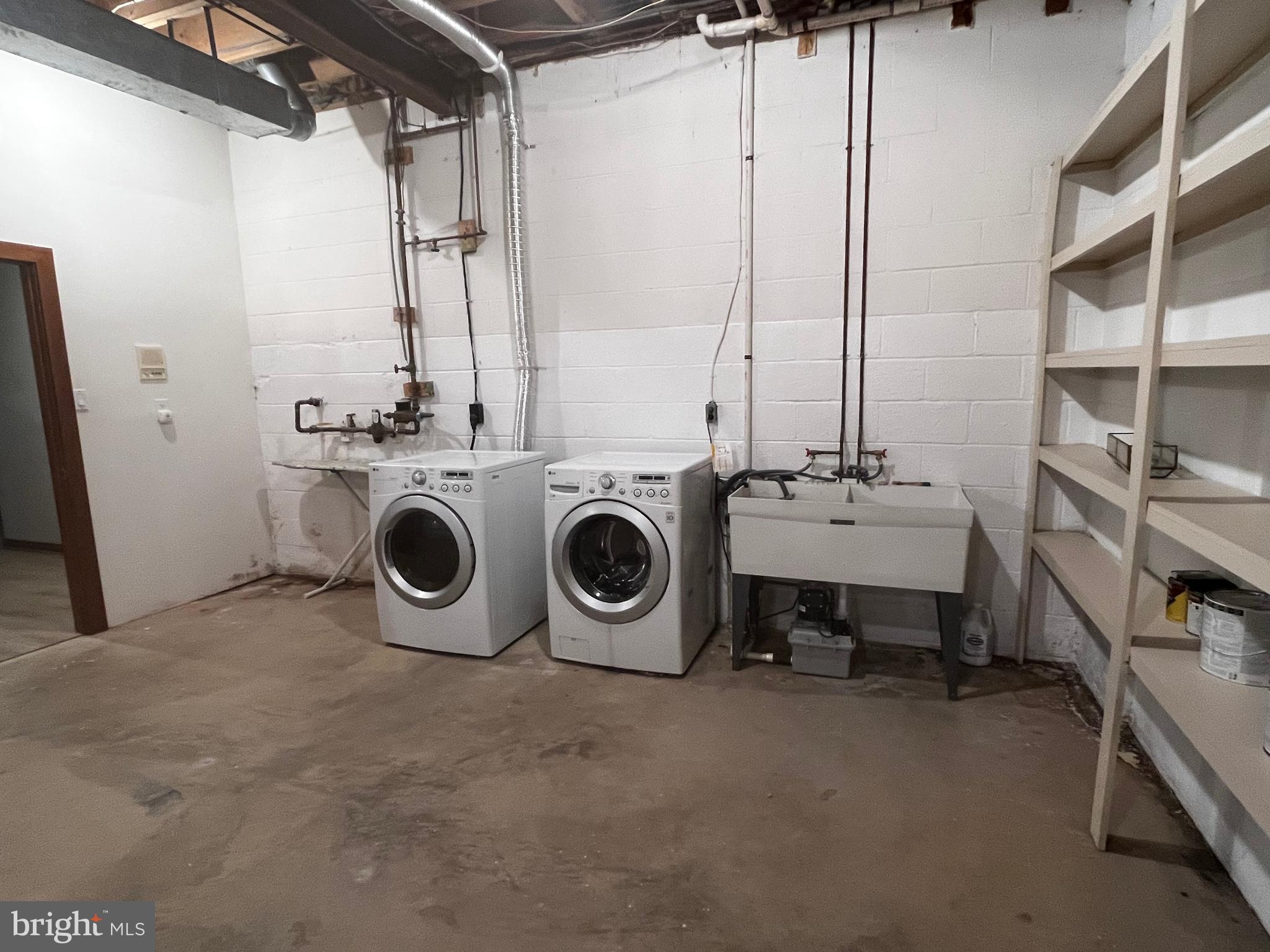 10 Redgate Court Silver Spring, MD 20905 - Photo 46 of 49 LL laundry, sink and front load W/D