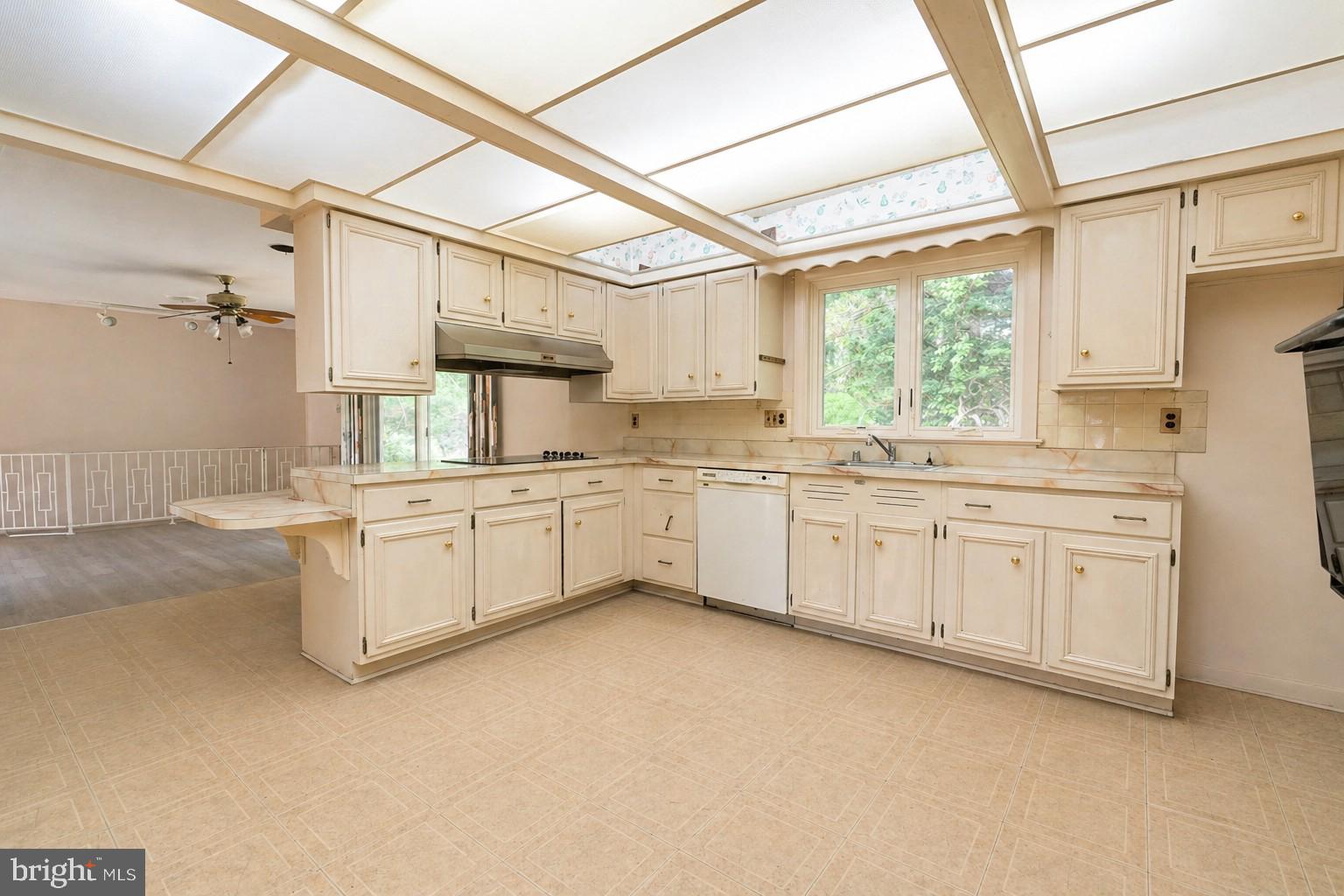 14607 Peach Orchard Road Silver Spring, MD 20905 - Photo 30 of 54 Gallery Image 30
