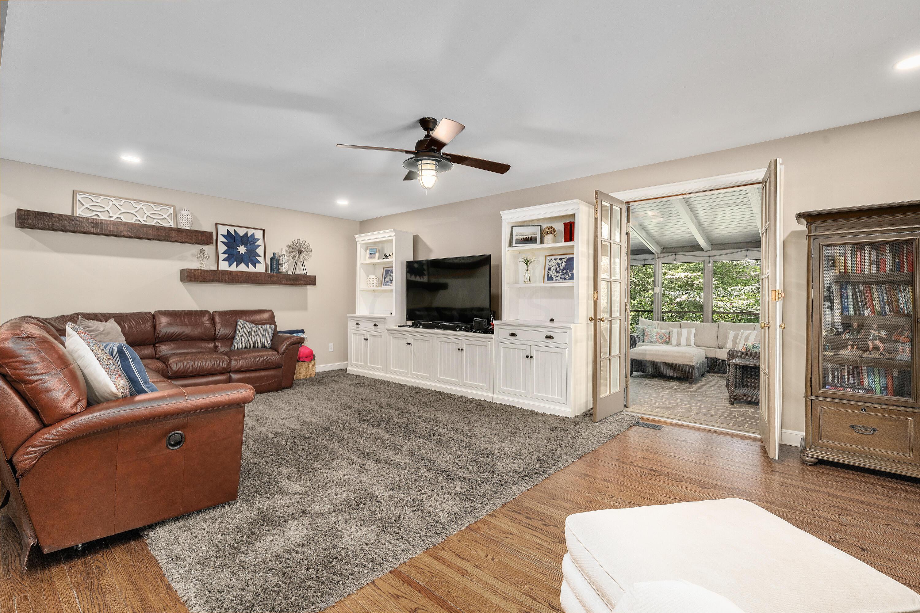 217 South Harding Road Columbus, OH 43209 - Photo 27 of 66
